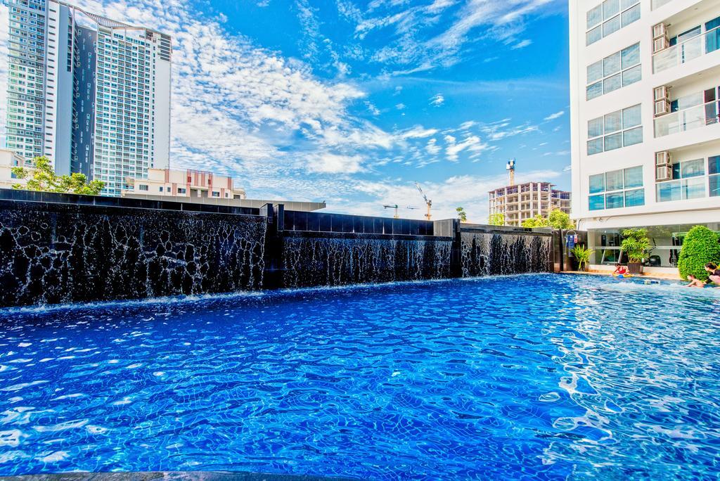 Nam Talay Jomtien Beach Esterno foto
